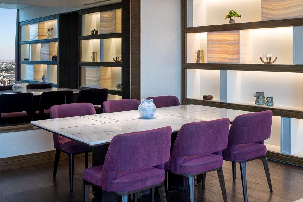 Doubletree Suites By Hilton - Riyadh Financial District Phòng bức ảnh