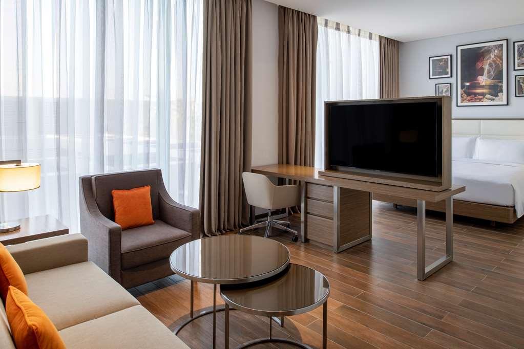 Doubletree Suites By Hilton - Riyadh Financial District Phòng bức ảnh