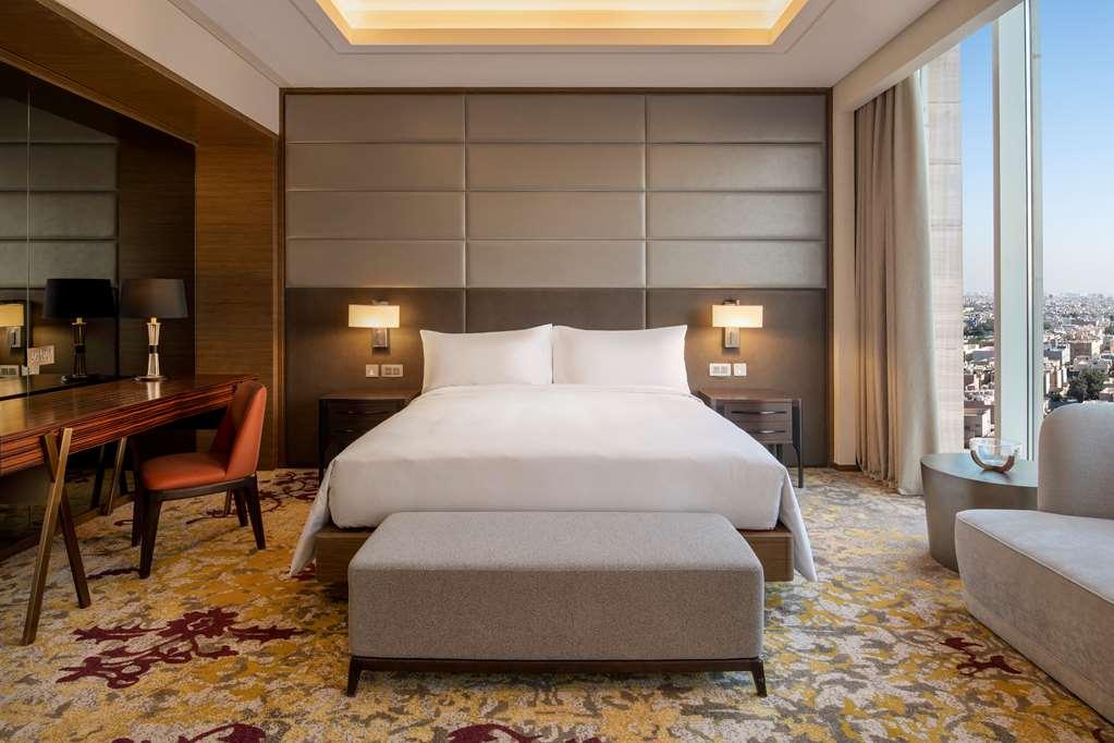 Doubletree Suites By Hilton - Riyadh Financial District Phòng bức ảnh