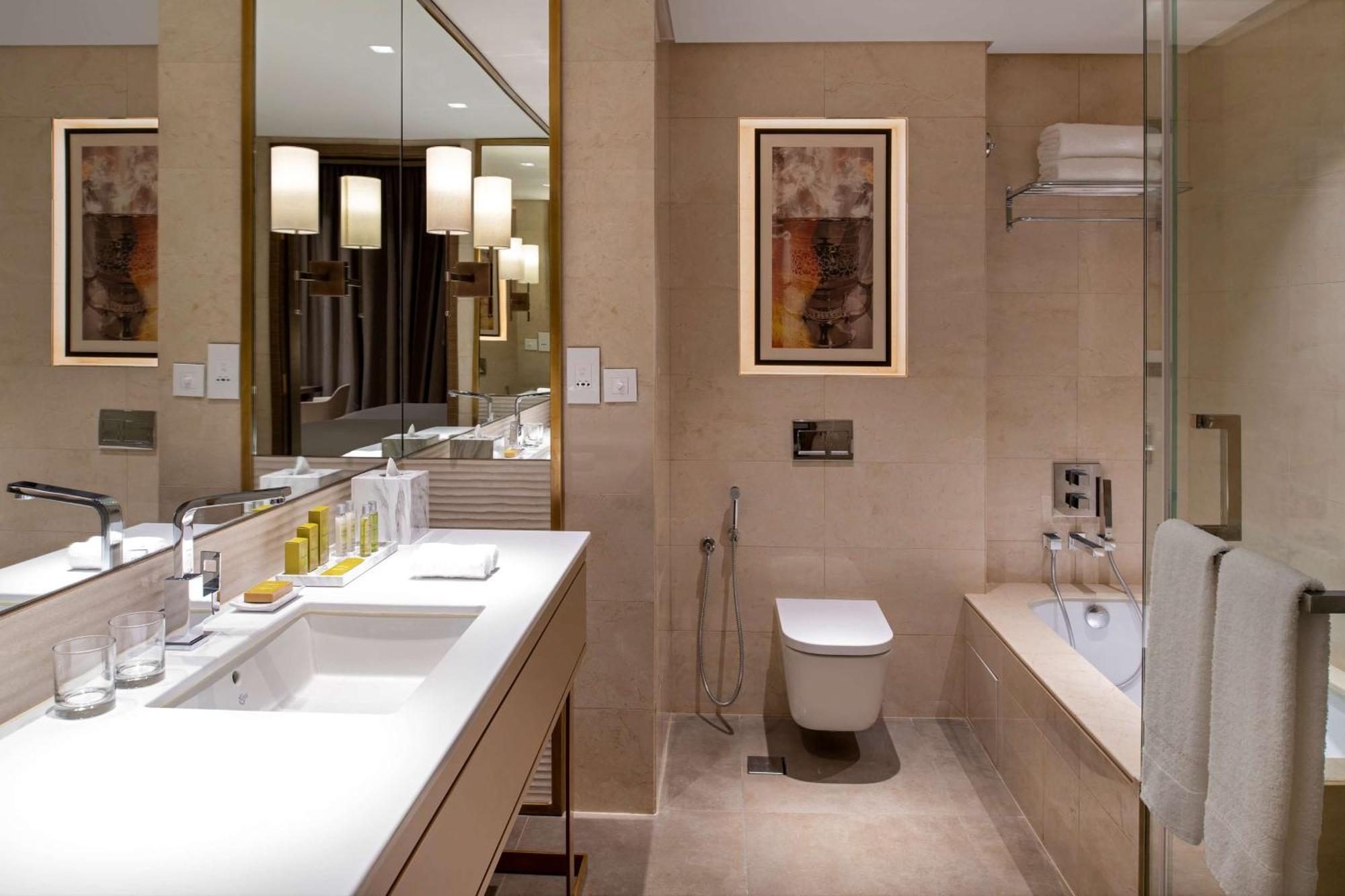 Doubletree Suites By Hilton - Riyadh Financial District Ngoại thất bức ảnh